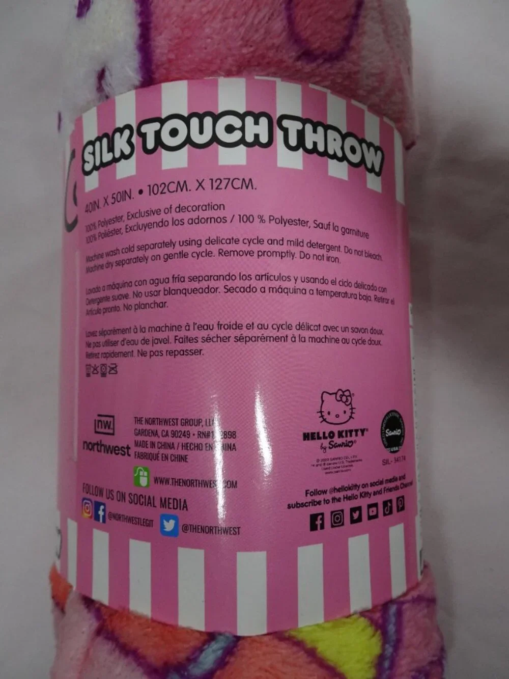 Hello Kitty Hot Air Balloon Pattern Silk Touch Throw Blanket 40inX50in